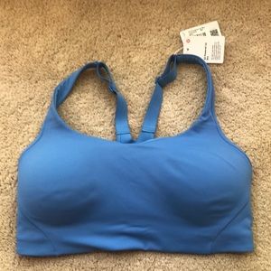 Lululemon All Powered Up Sports bra. 36D. Blue. NWT.